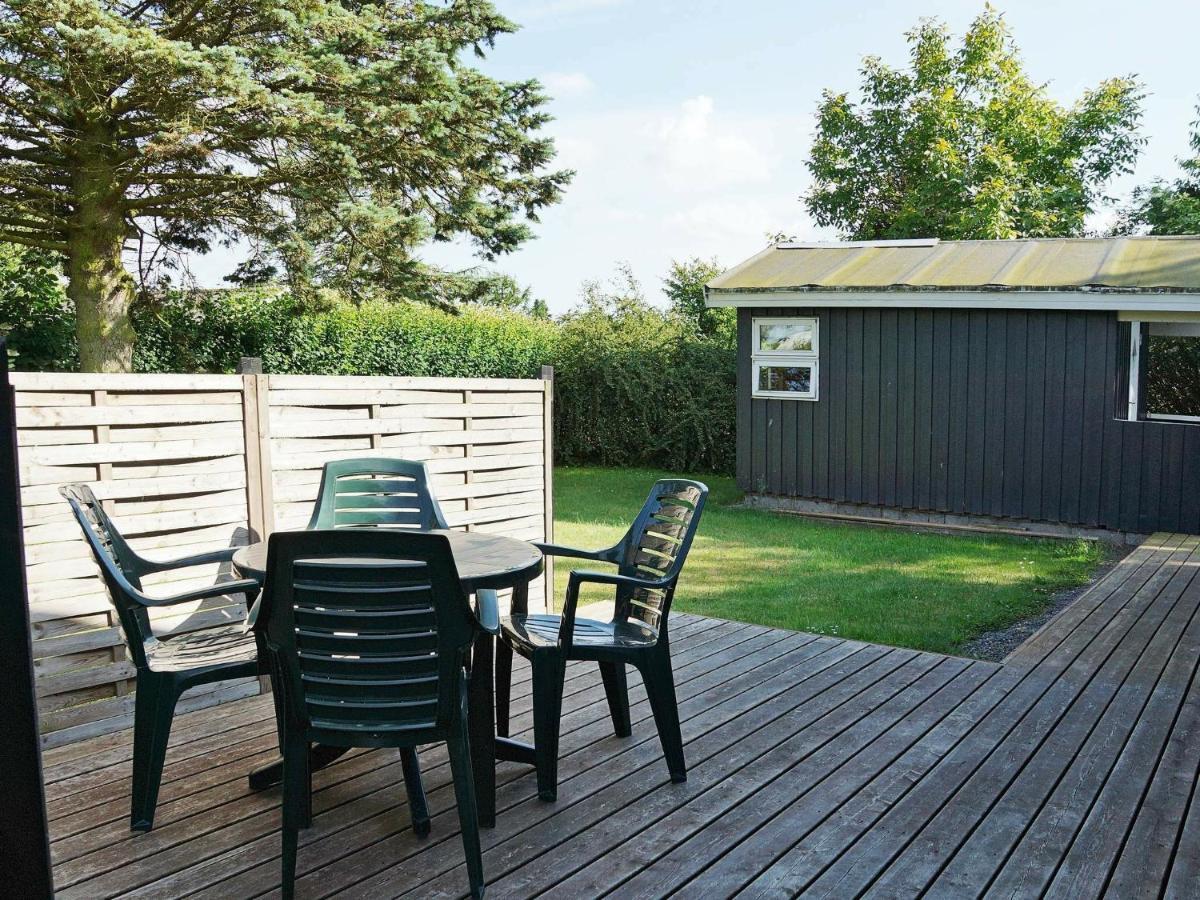 8 Person Holiday Home In Hesselager Bagian luar foto